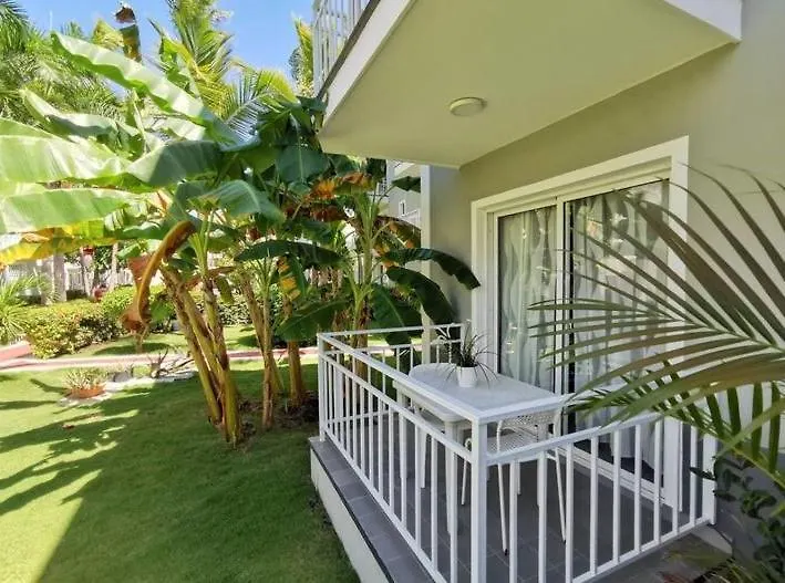 Caribbean Studios Tropicana With Pool - Playa Los Corales Punta Cana 4*,  Dominikana